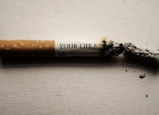 Dlaczego śmierdzi z kabiny prysznicowej?