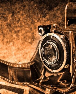 Jak długo film może być w aparacie?