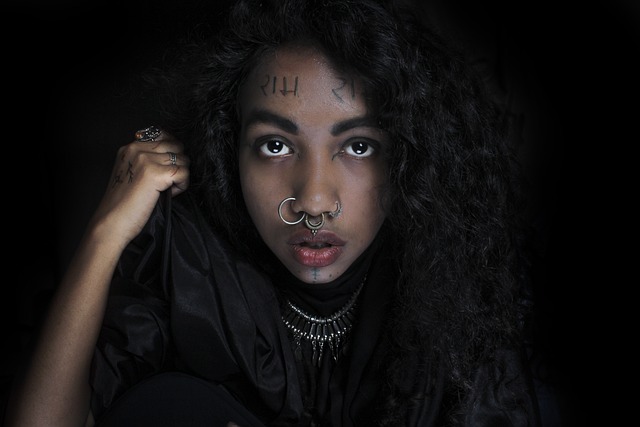 Na jakich śrubach wieszać szafki kuchenne? Na jakich śrubach wieszać szafki kuchenne?